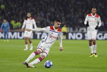 这是莱沃库 这是莱沃库