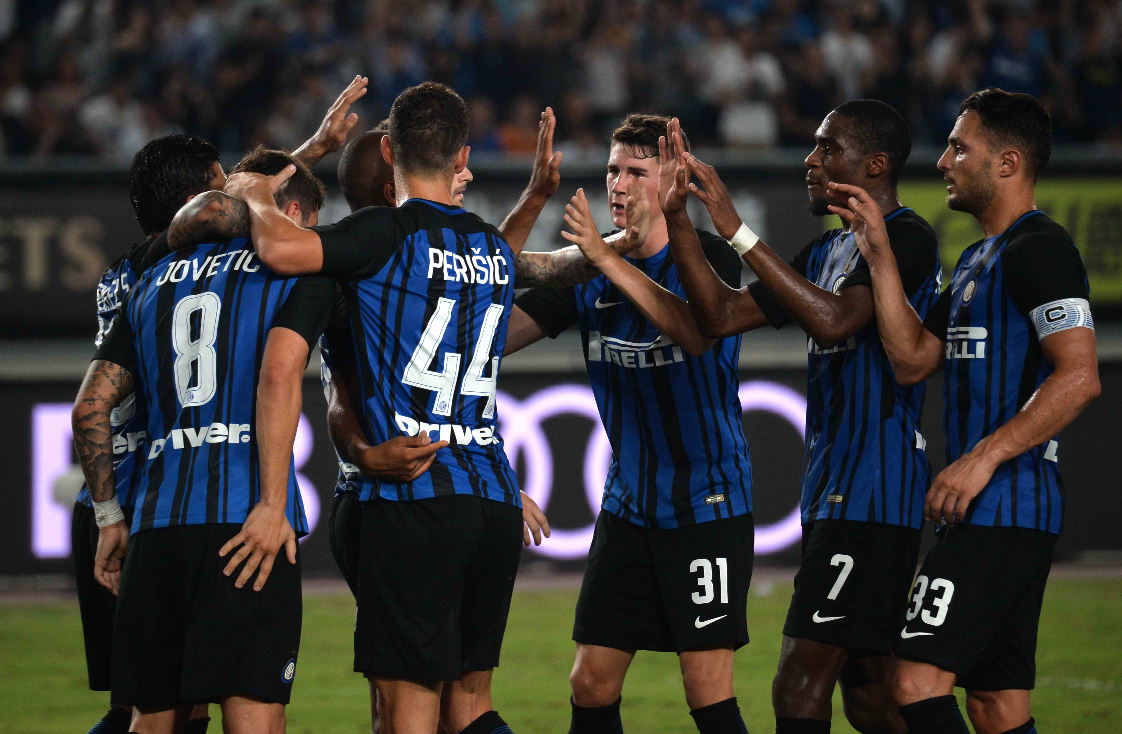 激烈的身体 激烈的身体