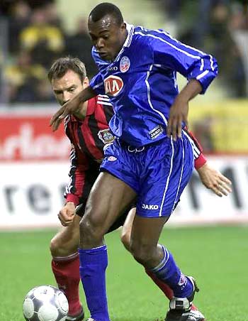 后腰在无球 后腰在无球